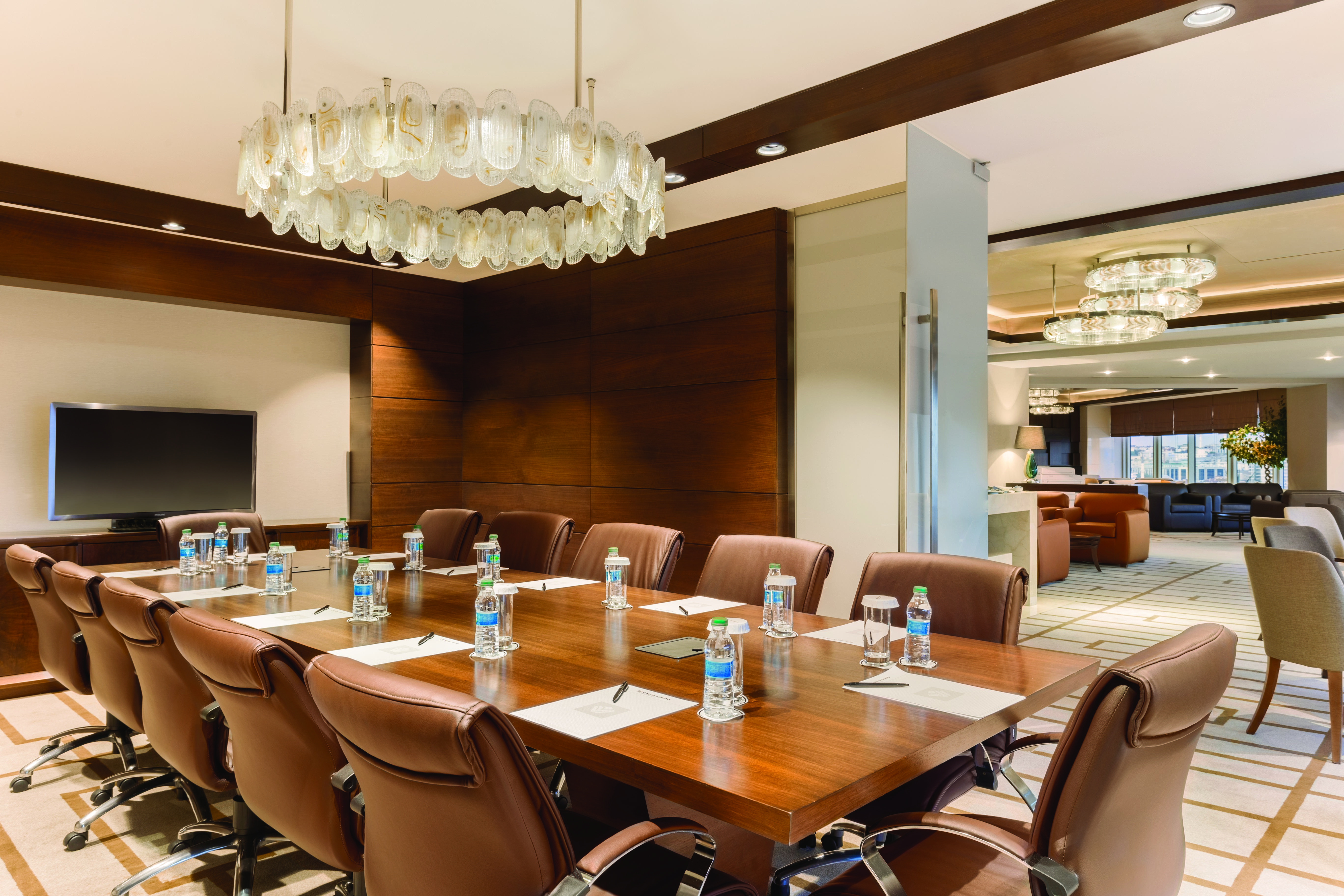 温德姆豪华伊斯坦布尔欧洲酒店 外观 照片 Boardroom at the Westin Hyderabad